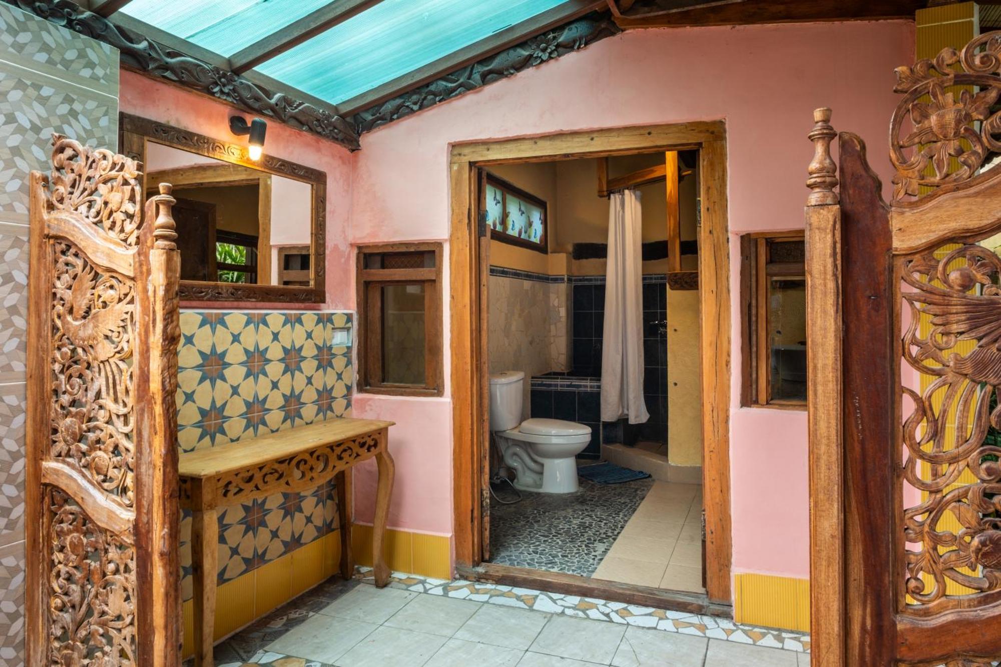 Lombok Stanley Garden Villas Montongbuwoh 外观 照片