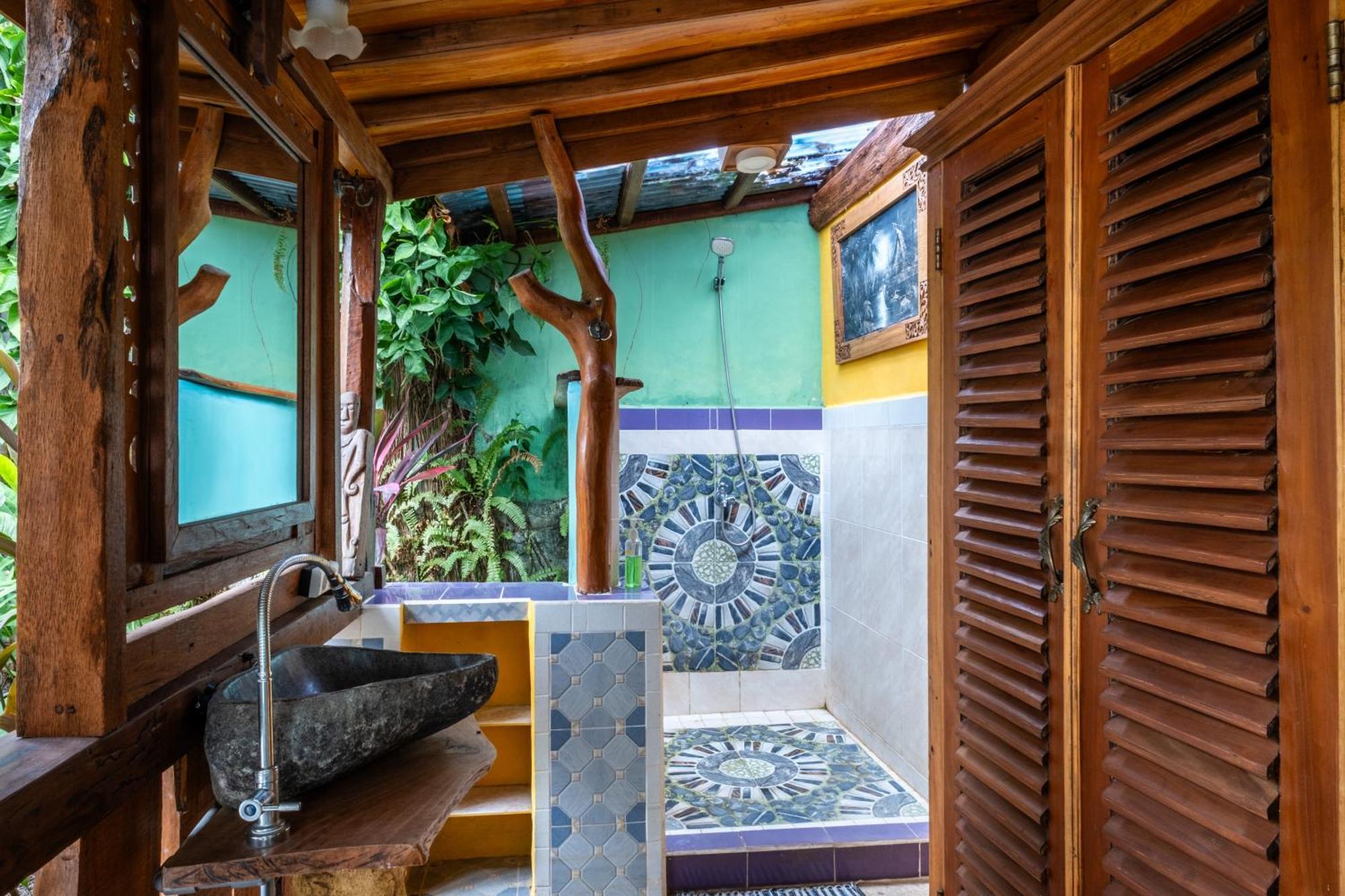 Lombok Stanley Garden Villas Montongbuwoh 外观 照片
